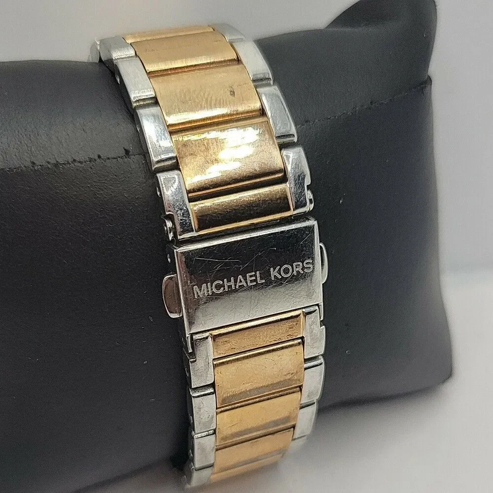 Michael Kors Parker MK6108 Women's StainlessSteel Analog Dial Quartz Watch AM431